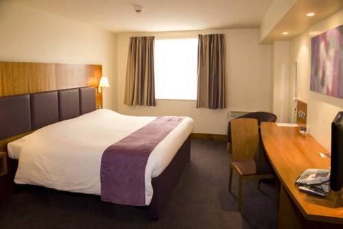 Premier Inn גלנרות'ס חדר תמונה